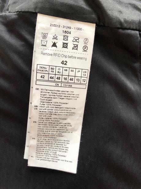 Sukňa v imitácii kože zn. gerry weber, 42