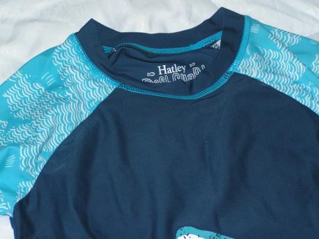 Plavkové tričko, 122