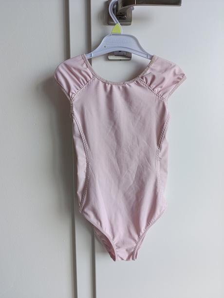 Dievčenské ružové body na tanečnú, decathlon,122