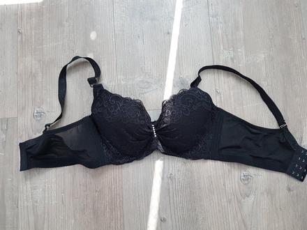 Podprsenka s kamienkami, 80c