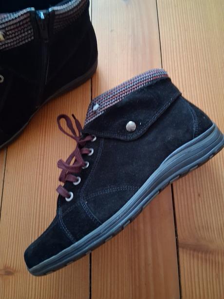 Málo nosené dámske kvalitne široke topánky,šírka k, 42