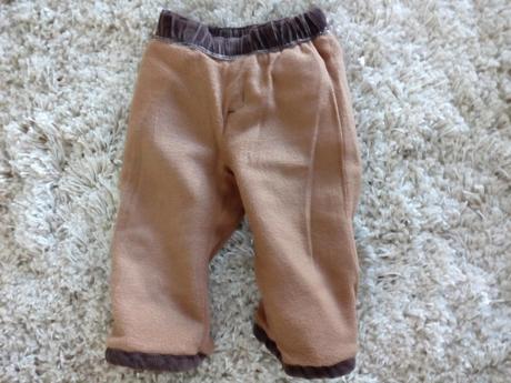 Menčestrove oteplene nohavice, 74