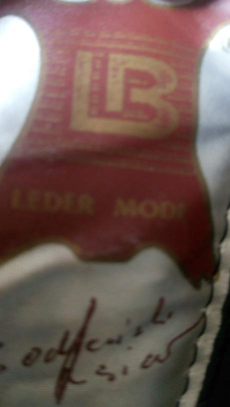 Pravý kožený trendy kožuch s kapucňou, l