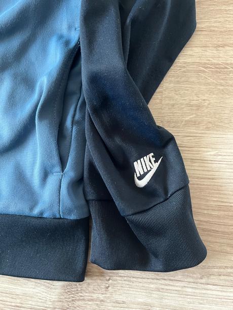 Športová mikina, nike,152