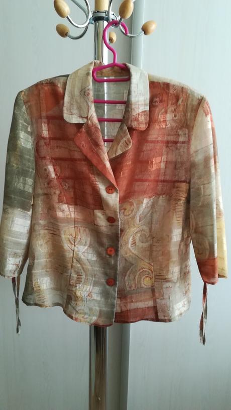 Dámsky kostým - 3 kombinácia, 46