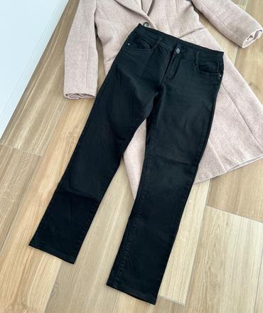 Elastické čierne rifle, l