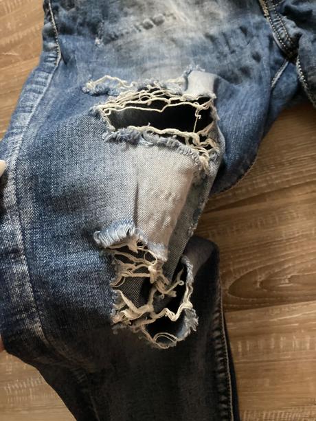 Roztrhané rifle, denim,30