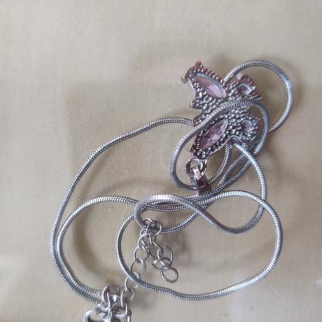 Náhrdelník motýlik, 