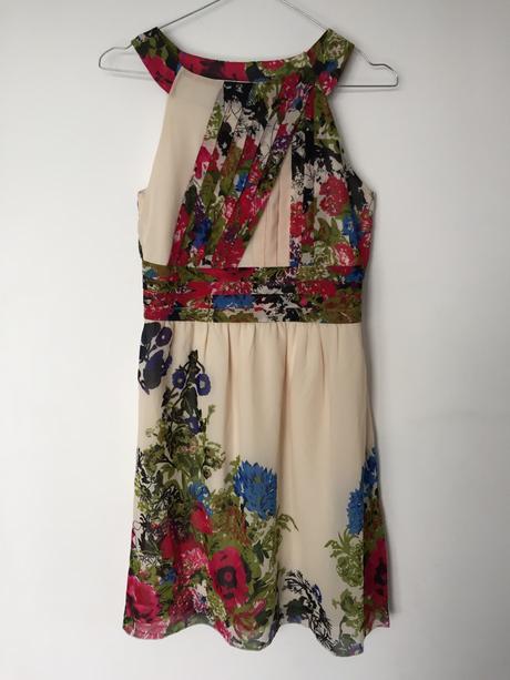 Spol. šaty xs/s, xs