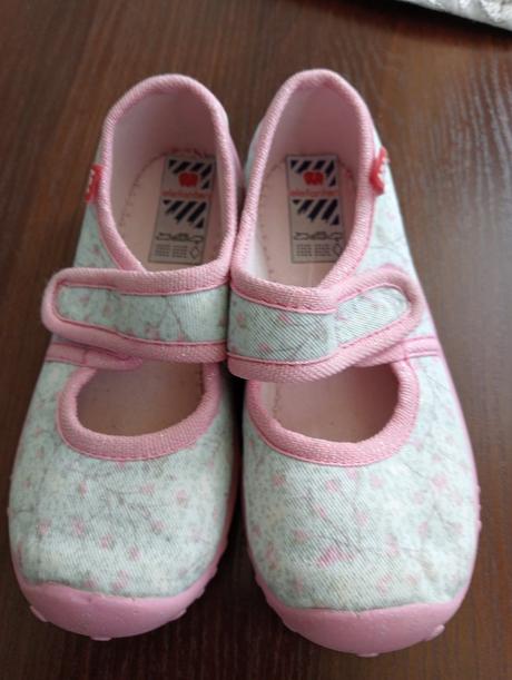 Prekrásne papučky, elefanten,25