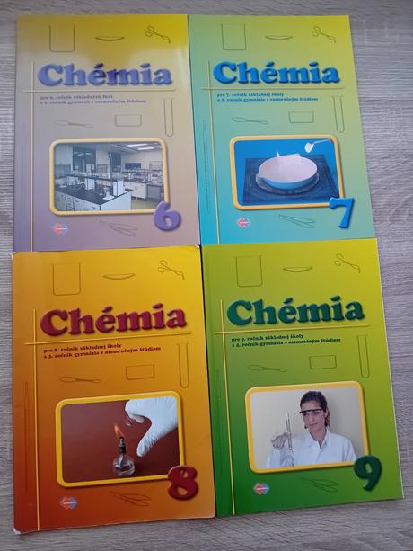Učebnica chémie,