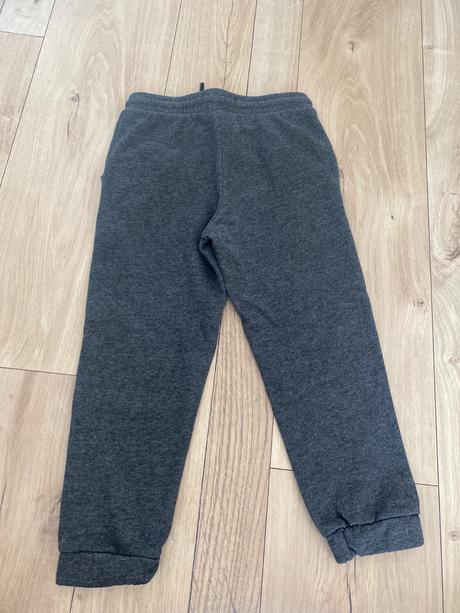 Teplaky, reserved,110