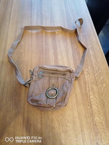 Taška cez rameno, 