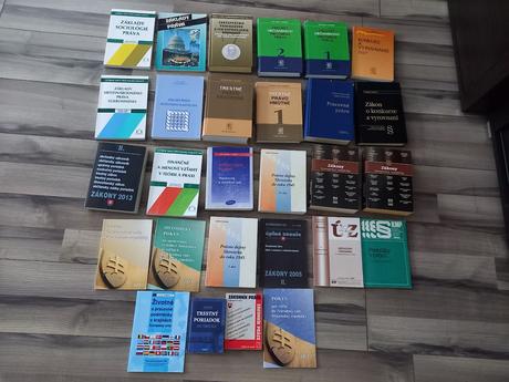 Knihy pre študenta práva, 