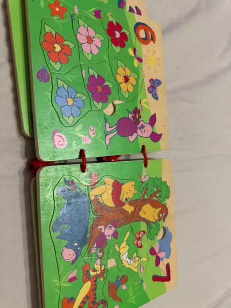 Disney puzzle drevená knižka winnie the pooh, 