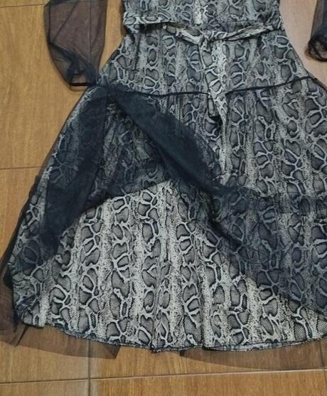 Košeľové tylové šaty, 