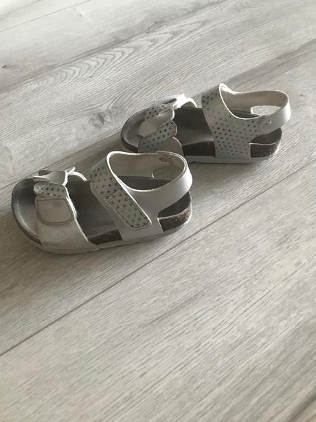 Krásne sandálky biomodex, 25