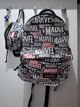 Batoh + ladvinka marvel,
