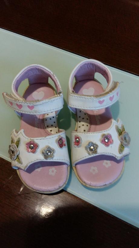 Pekné sandálky 23, bobbi shoes,23
