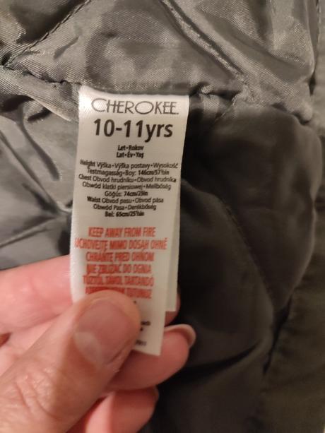 Vetrovka, cherokee,146