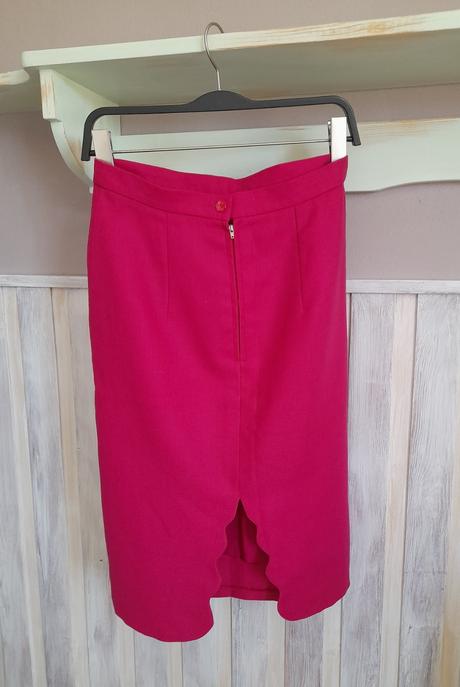 Sukňu cyklamenovej farby, xxl