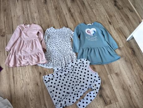 Dievčenské šaty veľkosť 140, 140