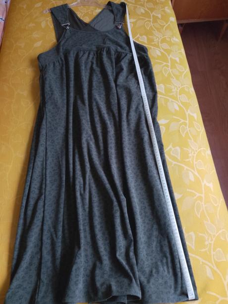 Menčestrové šaty, 56