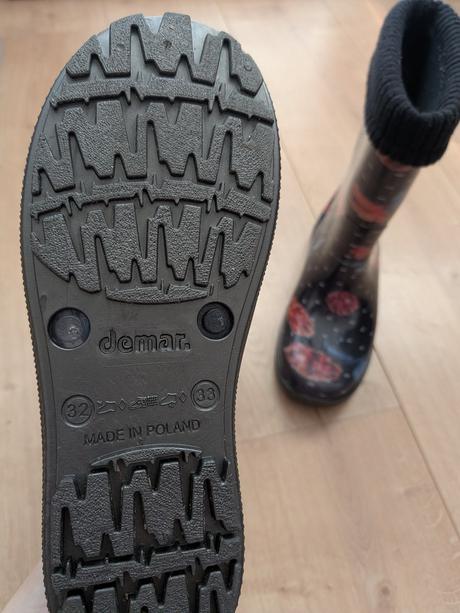 Gumáky, demar,32