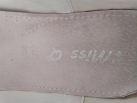 Biele balerínky, 35