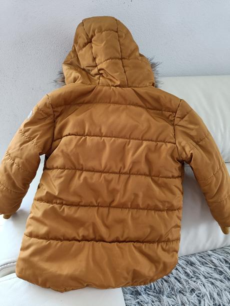 Vetrovka reserved, reserved,86