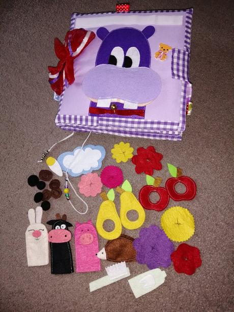 Šitá kniha quiet book,