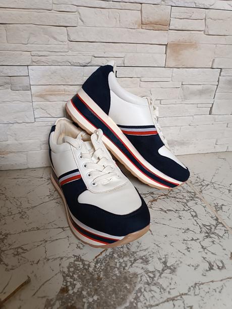 Tenisky na platforme, 38