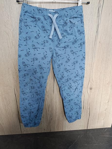 Nohavice 122, sinsay,122