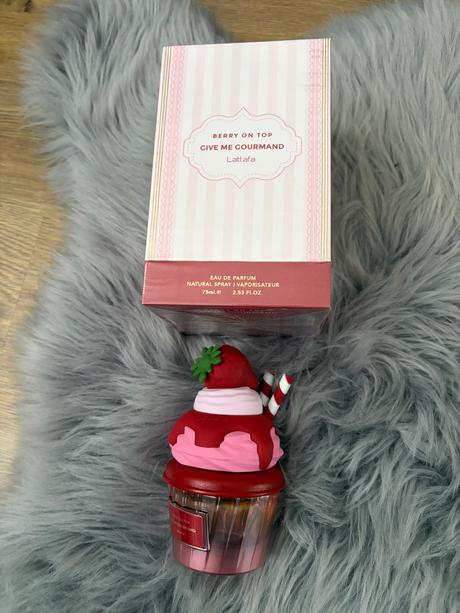 Lattafa give 75ml, 