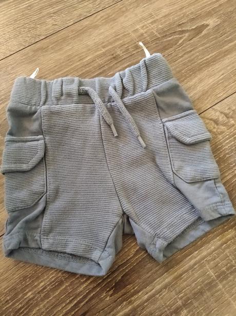 Šortky c&a v.68, c&a,68