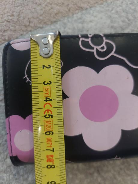 Peňaženka hello kitty,