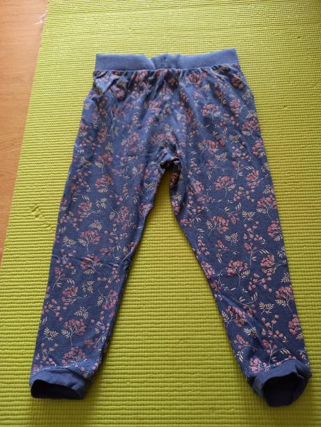 Lahke letne teplaky vel. 2-3roky, f&f,98