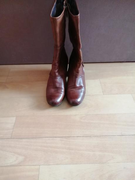 Kožené čižmy zn. caprice, 35