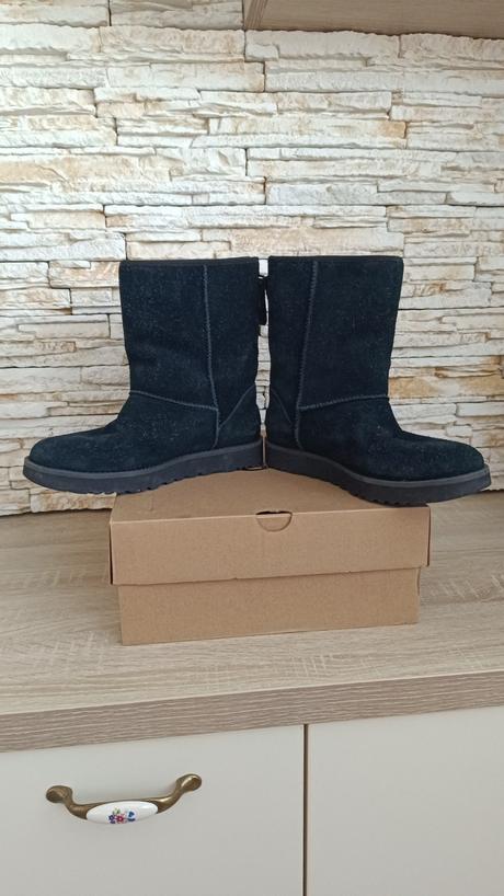Originál ugg w classic short logo zip 38/39, ugg,38