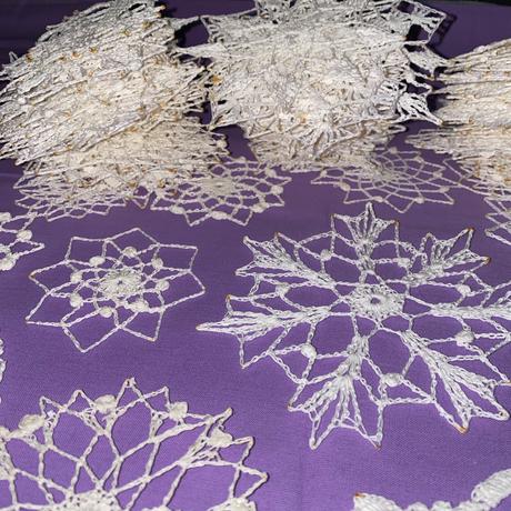 Hačkované vianočné ozdoby, 