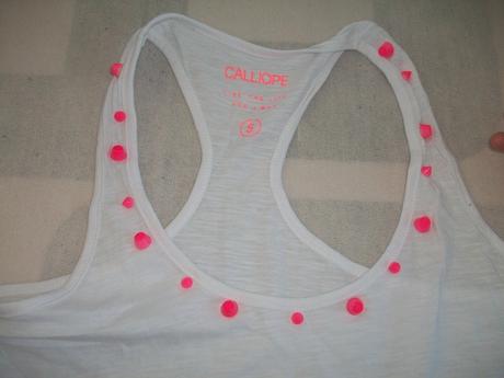 Krasne biele tielko, oblecene raz, velkost s, s