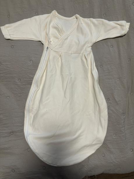 1+1,teplunky spací vak + jeden tenký zadarmo, c&a