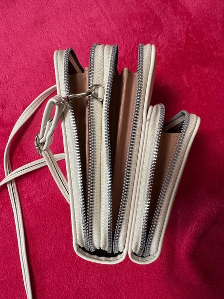 Smotanová crossbody na mobil, 