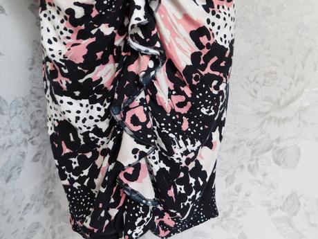 Velmi pekne šaty, next,38