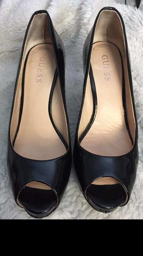 Lakované lodičky s otvorenou špičkou guess, guess,37