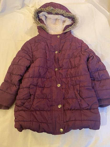 Fialová vetrovka, f&f,104