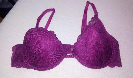 Fialová podprsenka, 75b