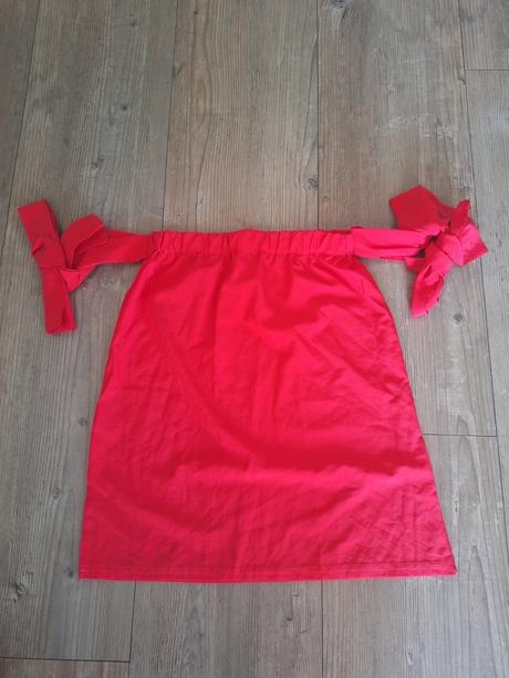 Bluzkovy top bow, s