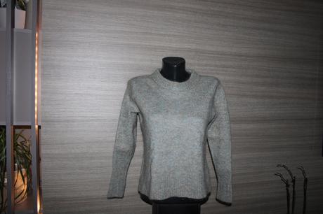 Hallhuber vlneny sveter vel.xs, xs