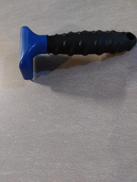 Kovový česák na psov a mačky, 